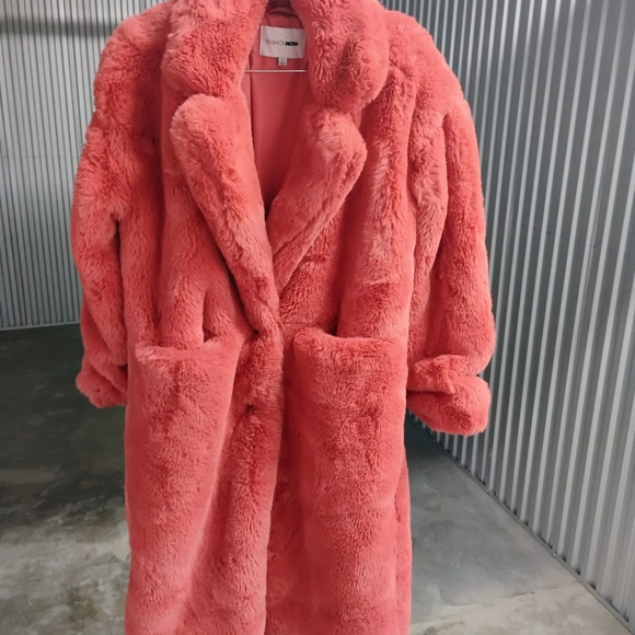 Fashion Nova Coral Teddy Jacket - Picture 1 of 4